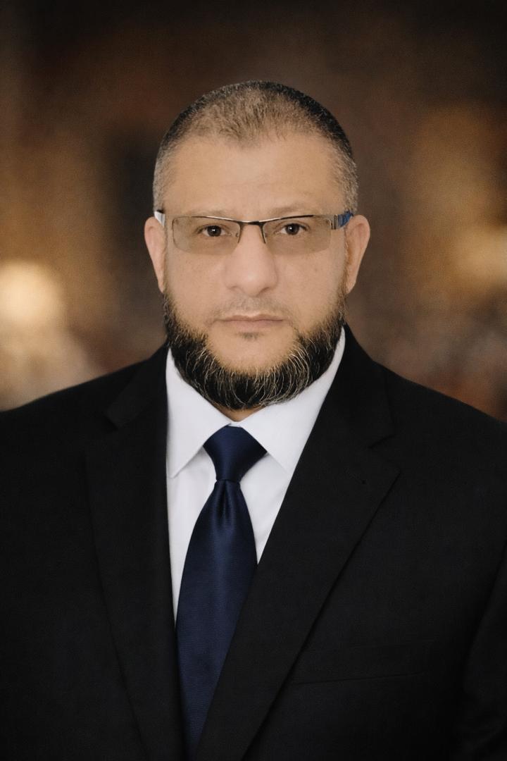 أ.عادل عبدالعظيم الصغير